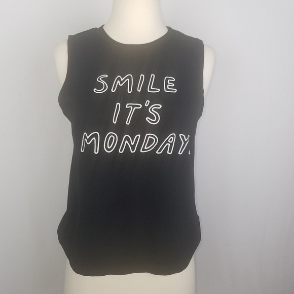 5/$30 GRAPHIC T-SHIRT ~ SMILE IT'S MONDAY! - Picture 2 of 4